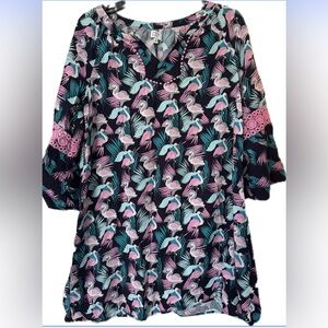 Crown & Ivy girl size 12 flamingos print lace detail Smoke free good condition.
